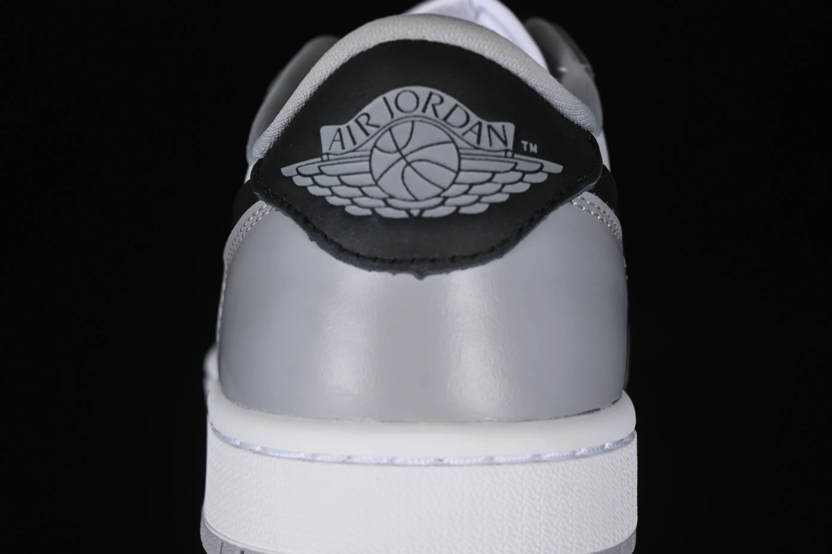 All categories Air Jordan Jordan series basketball shoes Air Jordan 1 Low pure original Air Jordan 1 Low OG AJ1 Joe 1 gray black low-top cultural casual sneakers CZ0790-110
